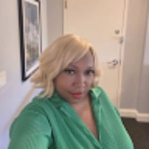 Meet your Posher, Brandi